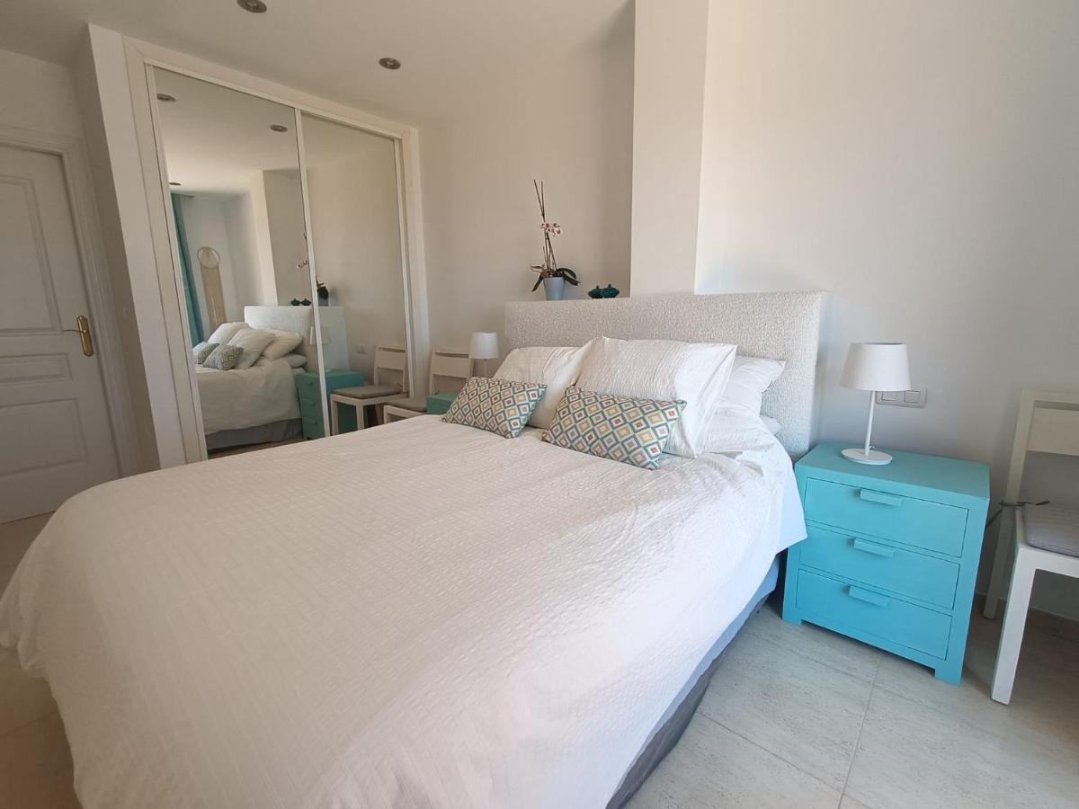 Carvajal Beach Seaview Apartment Benalmadena Ngoại thất bức ảnh